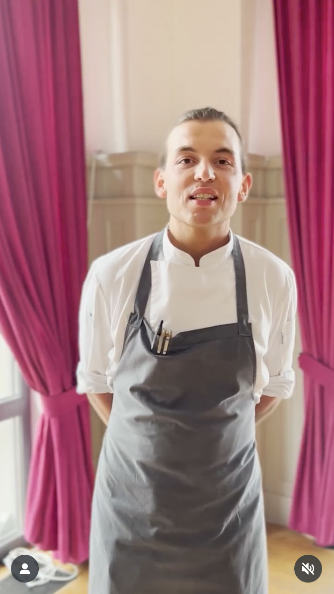 junger koch erzählt über teamarbeit